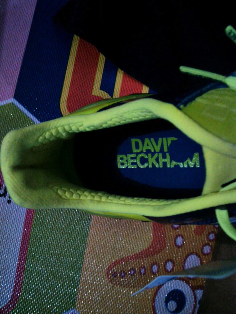 Sepatu Bola Adidas Adipower Predator DB Original