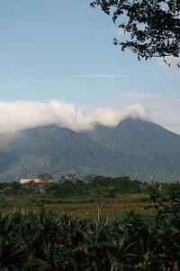 4 Gunung Angker di Indonesia