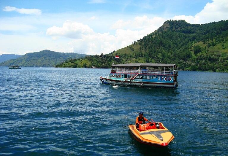 10 Tempat Wisata Menarik Di Indonesia (Polling)
