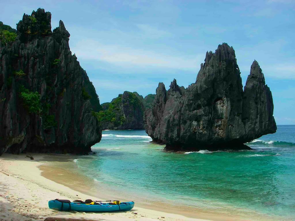 10 Tempat Wisata Menarik Di Indonesia (Polling)