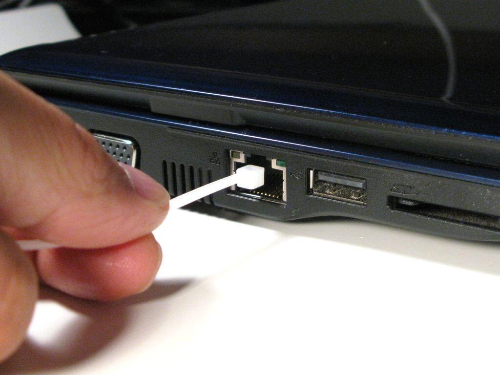 Memperbaiki Konektor Lan Yang Patah (Ethernet Plug)