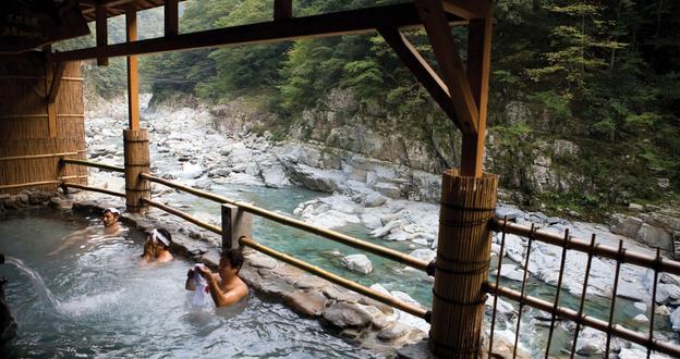 Nikmatnya Mandi Bersama di Beppu