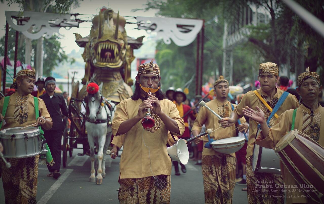 Foto2 Kemeriahan Festival Prabu Geusan Ulun 2013 Kab. Sumedang