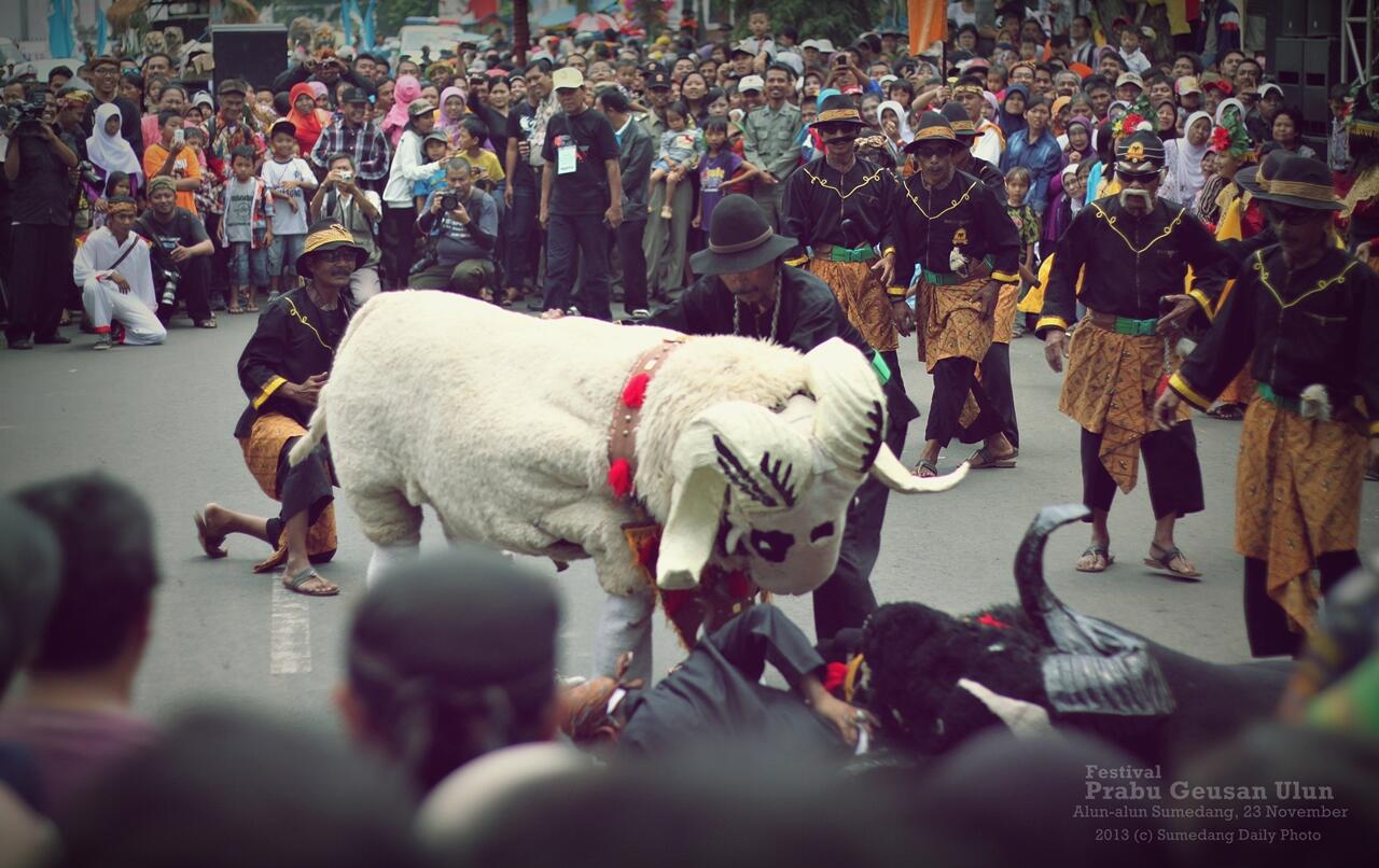 Foto2 Kemeriahan Festival Prabu Geusan Ulun 2013 Kab. Sumedang