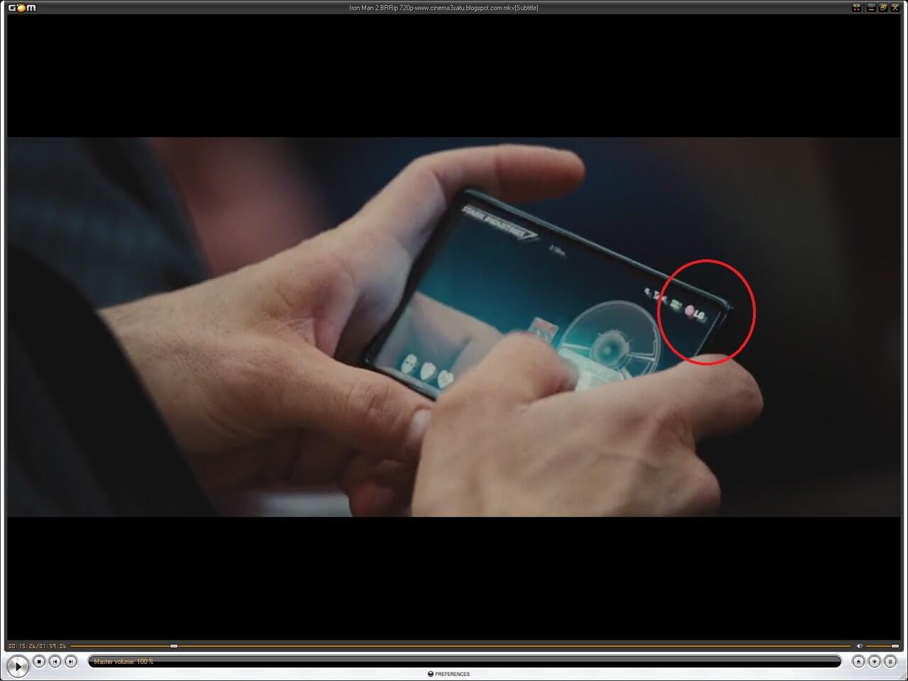 Ternyata Tony Stark menggunakan gadget merk LG gan..........