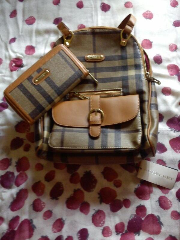 ★★★ JUAL TAS RANSEL CEWEK BRUBERRY (Bonus++) - Mint Condition ★★★