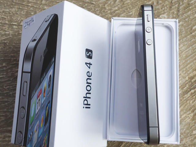 JUAL IPHONE 4S 32GB HRG 1,4JT#SAMSUNG GALAXY S4 ZOOM HRG 1,4JT ORIGINAL BM(TERSEGEL)