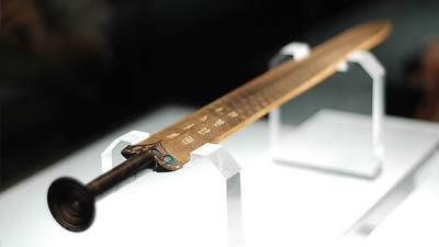 10 Pedang Misterius Paling Terkenal Dalam Sejarah dan Melegenda
