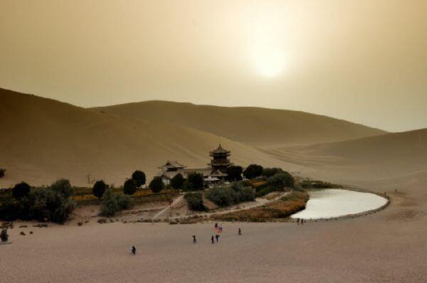 Keajaiban Di Gurun Gobi &#91;FULL PICT&#93;