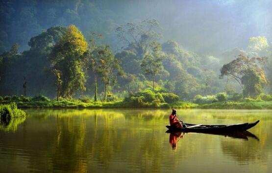 35 Foto Gambar Pemandangan Alam Indah di Indonesia