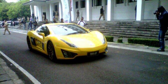 Mobil listrik Selo jajal jalanan Bandung