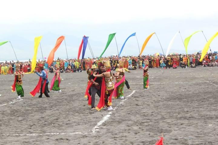 Paju Gandrung Sewu | Meriahnya Banyuwangi Festival Dengan Aksi Ribuan Penari Gandrung