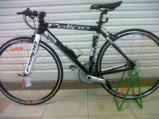 Terjual Sepeda  United  Road Bike Felipe Hybrid KASKUS