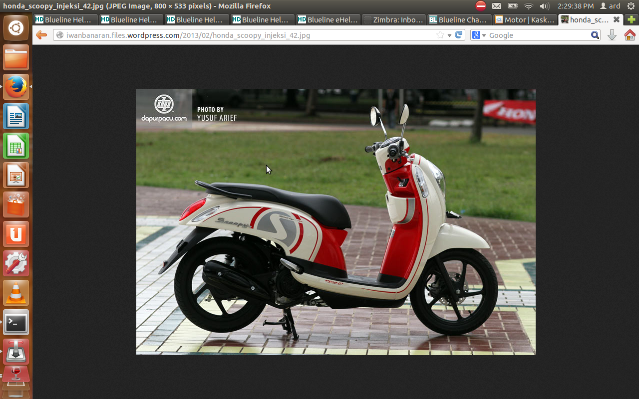 Motor Scoopy Cream Merah Automotivegarageorg