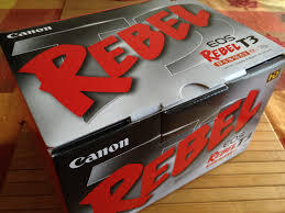 WTS &gt; Canon EOS Rebel T3 a.k.a 1100D di Bandung