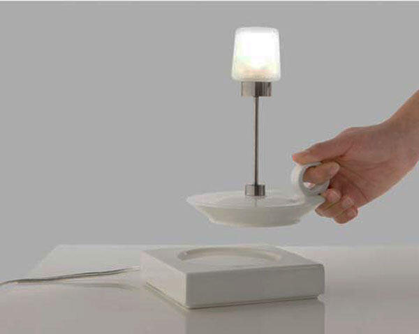 &#91;Info&#93; Desain Lampu Meja Paling Kreatif Gan! 