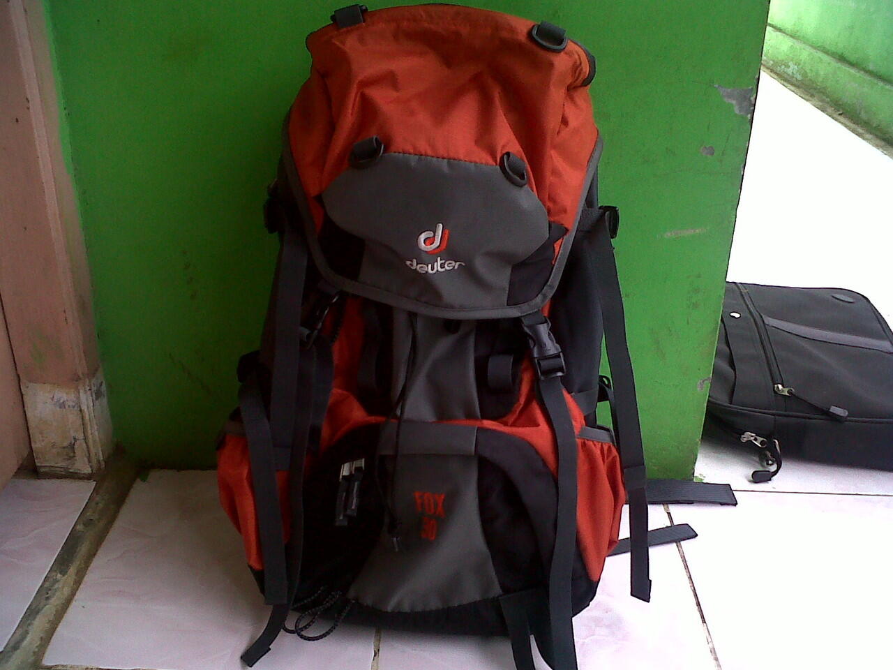 carrier Deuter Fox 30L , tas TNI-AD merk Carter Military ,Tas Umbro, Tas Laptop Dell