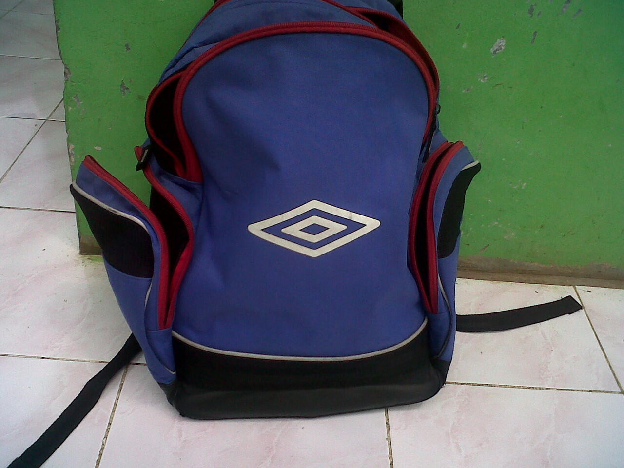 carrier Deuter Fox 30L , tas TNI-AD merk Carter Military ,Tas Umbro, Tas Laptop Dell