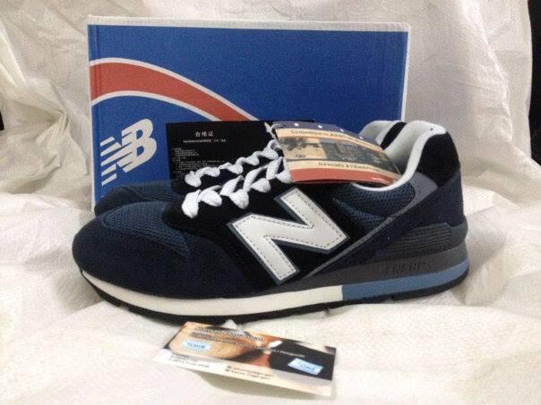 NEW BALANCE ORIGINAL!! DIJAMIN!! (Box +Sertifikat + FREE Shoe Lace)