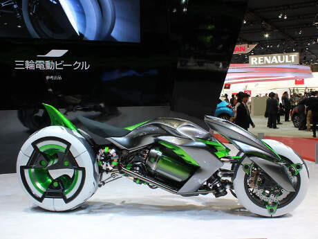 Motor Masa Depan, Mirip Tron