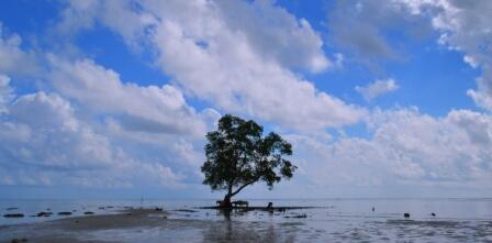 Keindahan Pantai Biduk-Biduk Berau Provinsi Kalimantan Timur