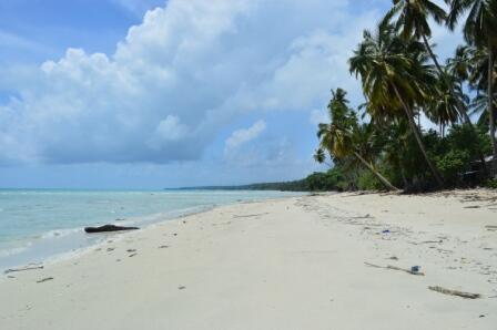 Keindahan Pantai Biduk-Biduk Berau Provinsi Kalimantan Timur