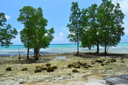 Keindahan Pantai Biduk-Biduk Berau Provinsi Kalimantan Timur