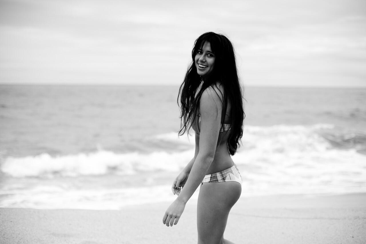 Malia Manuel Surfer Girl Cantik dari Hawaii