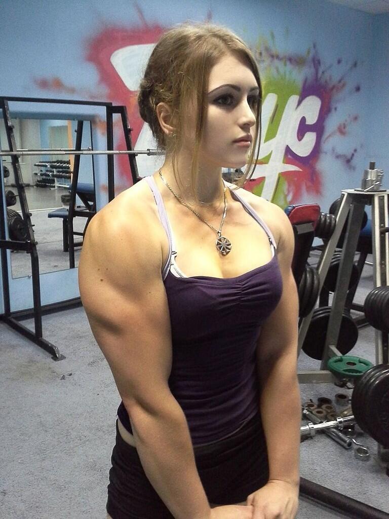 Ada Awekwek Cantik.. marih gan