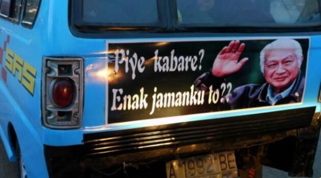 Bermunculan Teks Memuja Era Soeharto
