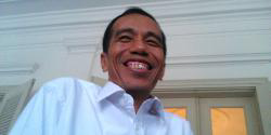 Fahri Hamzah say's &quot;Jokowi-Hok Gali Kuburan Sendiri,Blum Paham Politik&quot;