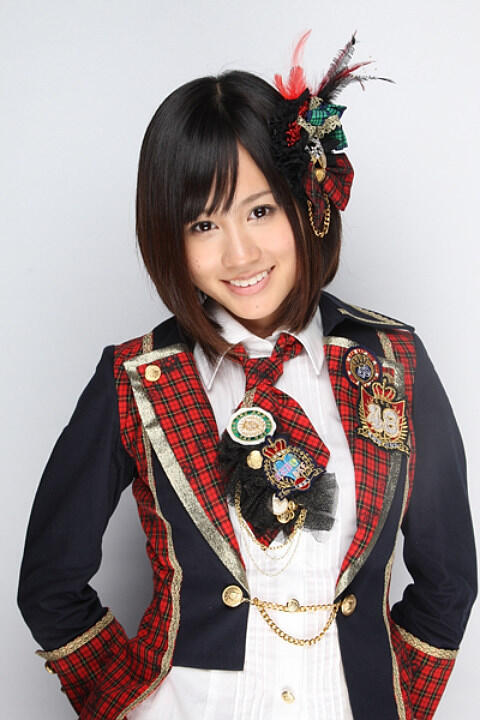 Personil AKB48 family jika berpenampilan sebagai cowok.