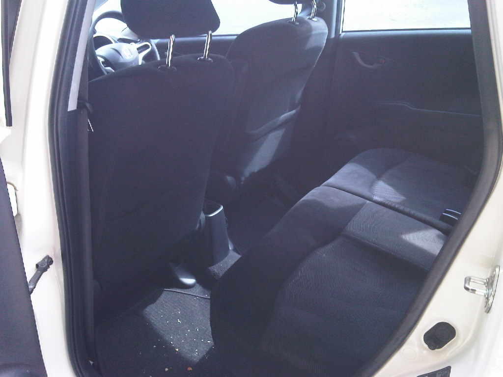 HONDA ALL NEW JAZZ RS AT 2009 PUTIH MUTIARA