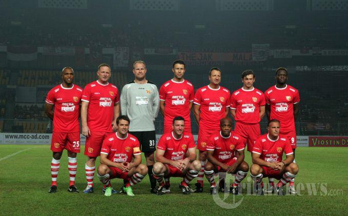 Kumpulan Foto Team Sepakbola/Pemain Dunia Yang Pernah ke Indonesia