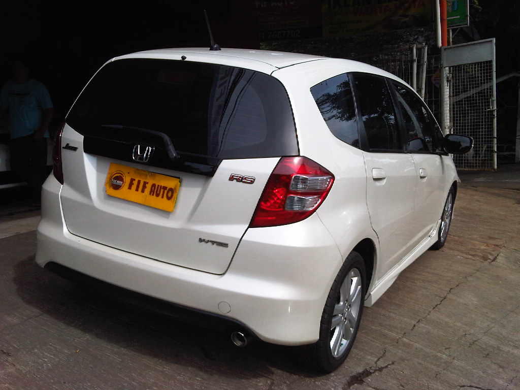 HONDA ALL NEW JAZZ RS ST 2009 PUTIH MUTIARA
