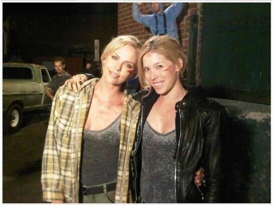 16 Selebriti Hollywood dengan Stunt Doubles mereka.... 