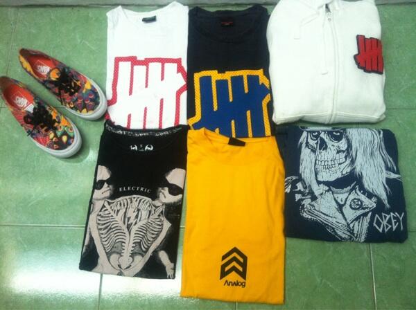 WTS Undefeated(undftd),obey,electric,vans auth peacock, new balance low