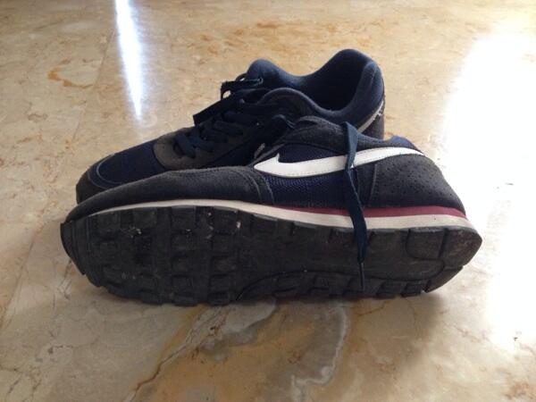 Sepatu nike running original