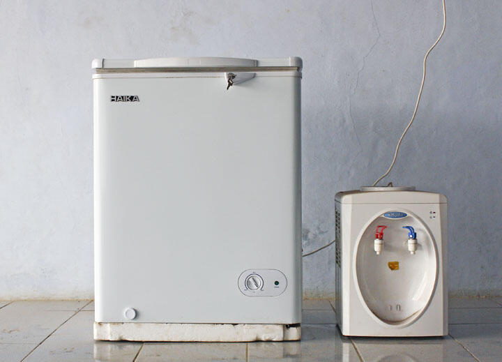 Terjual JUAL CHEST FREEZER (Kulkas ICE CREAM) merk HAIKA 