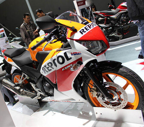 Gallery Yamaha R25 (YZF R250) The 43rd Tokyo Motor Show