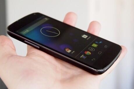 10 Daftar Smartphone Terbaik