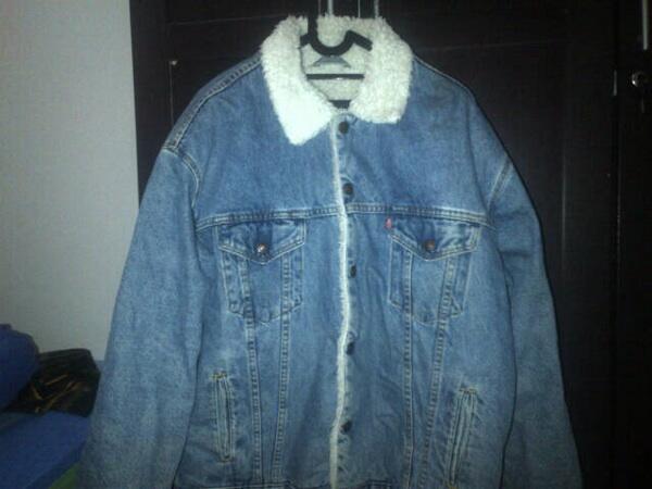 DIJUAL DENIM JACKET MURAHH MERIAHHH!!!! MAMPIR DULU GANN!!!!