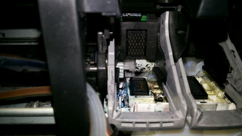 Help: "Ink has run out. Replace the ink (Canon MP 4200)