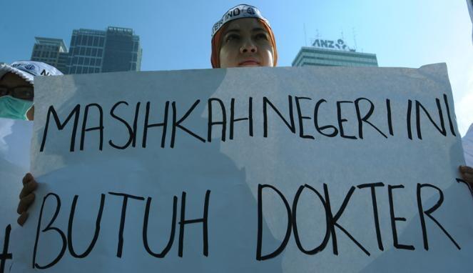 "Mari ucapkan terima kasih kepada dokter Indonesia, hari ini.."