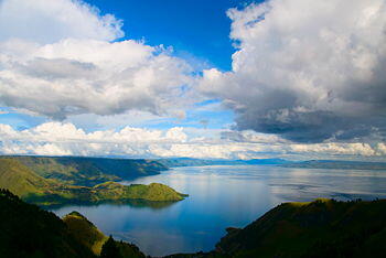 Keunikan-keunikan SUMATERA UTARA