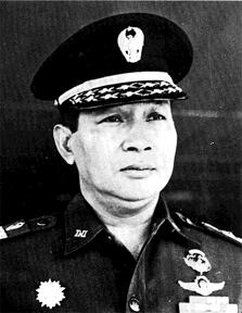 Kebiadaban Rezim Soeharto di Sumatera Barat dan Riau