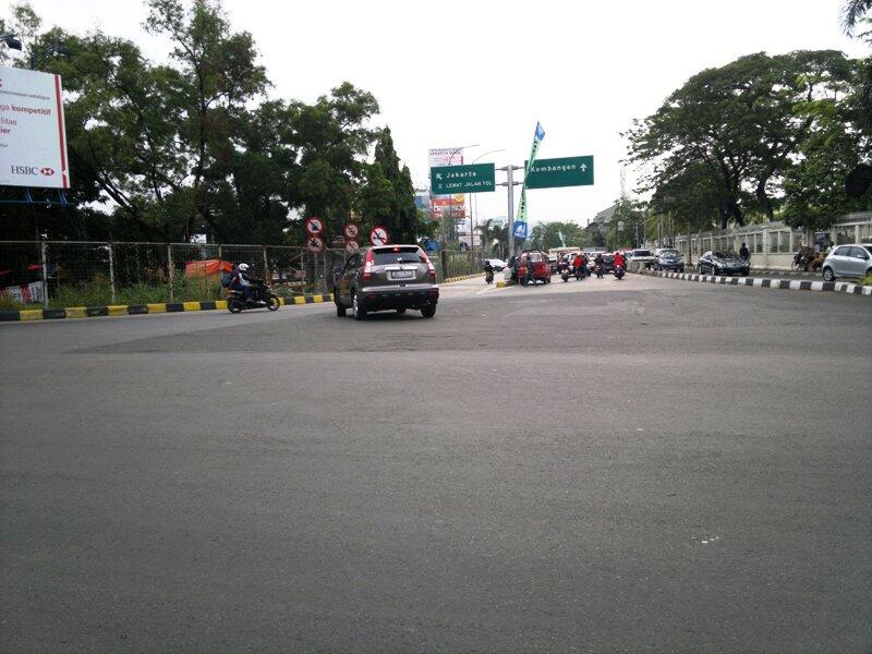 JALAN &amp; TROTOAR MAKE-OVER 2 : Bravo PU Pemprov DKI Jakarta!! Thank You Jokowi-Ahok!!