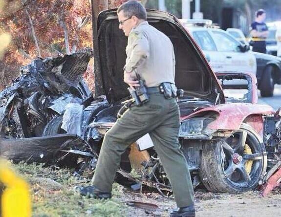 Paul Walker &#91;Bintang 'Fast &amp; Furious'&#93; Diakabarkan Tewas Dalam Kecelakaan