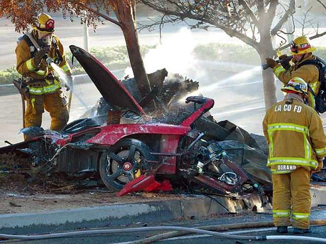 &#91;BREAKING NEWS&#93; Bintang 'Fast &amp; Furious' Paul Walker Tewas Dalam Kecelakaan Mobil