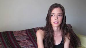 Presenter Cantik; Bruna Silva - Discover Asian Taste